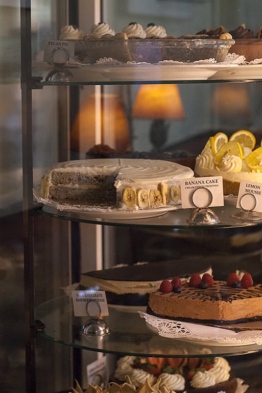 Pie Case & Bakery Hotel Congress