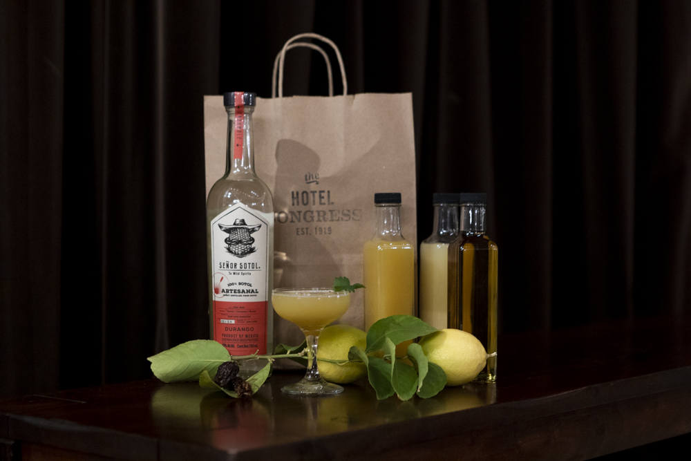 Hotel Congress Bottle Shop Cocktail Kits